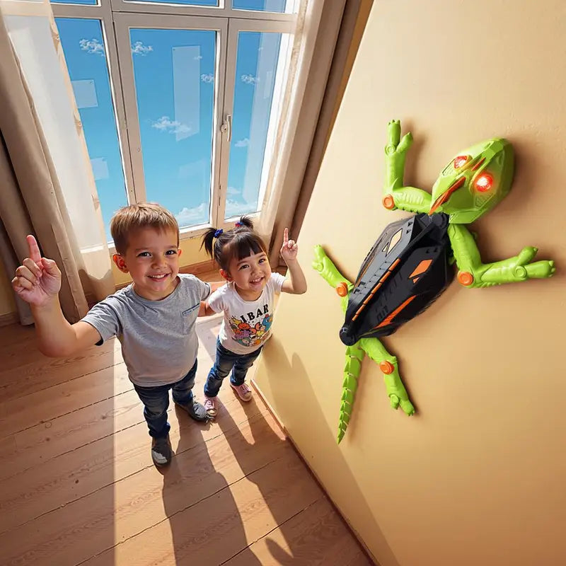 Wall Crawling Remote Control Lizard Toy